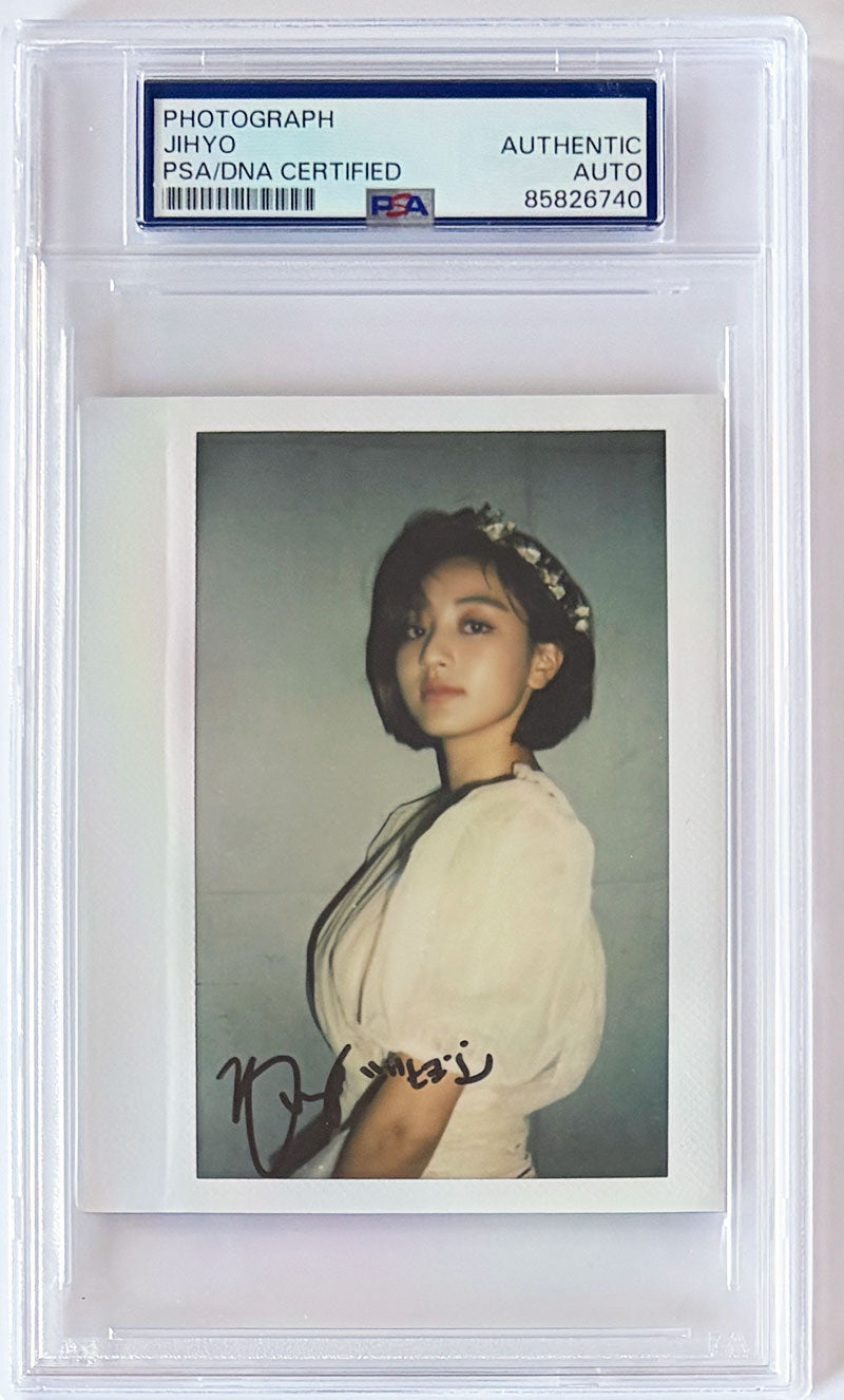 JIHYO PSA/DNA AUTHENTICATED HAND SIGNED INSTAX WIDE POLAROID