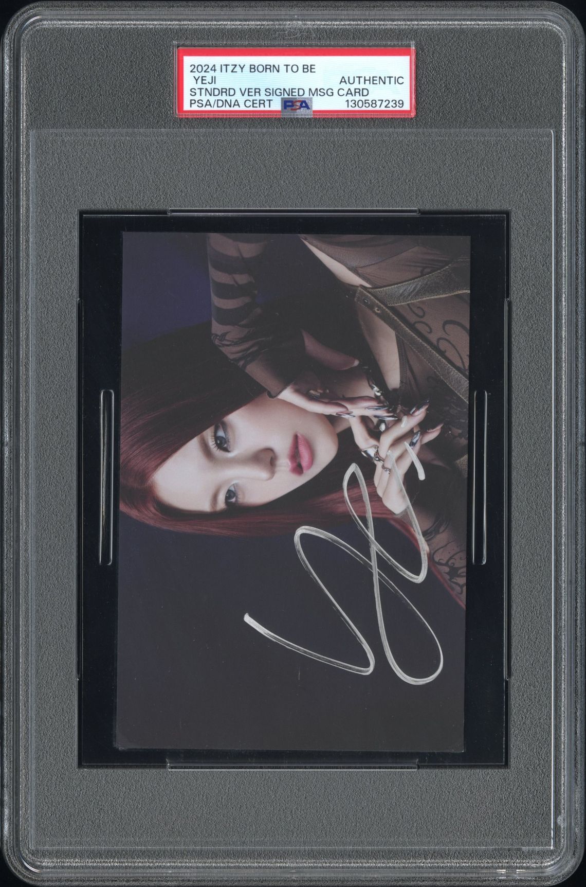 YEJI 2024 ITZY 8TH MINI ALBUM BORN TO BE SIGNED MESSAGE CARDS PSA