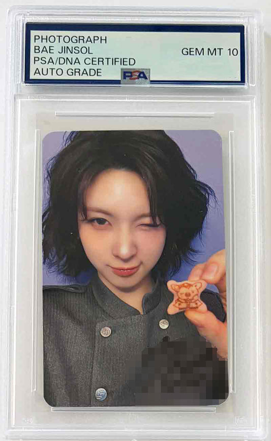 BAE NMIXX HAND-SIGNED PHOTOCARD PSA/DNA CERTIFIED AND AUTHENTICATED AUTOGRAPH