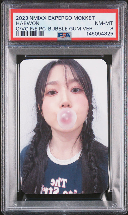 HAEWON NMIXX 1ST EP EXPERGO MOKKET VIDEO CALL & OFF-LINE FANSIGN EVENT BUBBLE GUM VER. NEAR MINT - MINT PSA 8