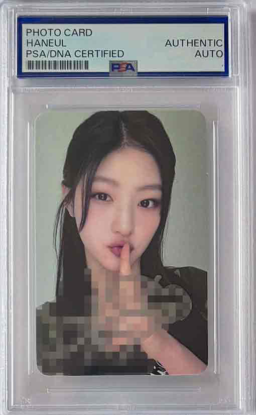 HANEUL KISS OF LIFE HAND SIGNED PHOTOCARD PSA/DNA CERTIFIED