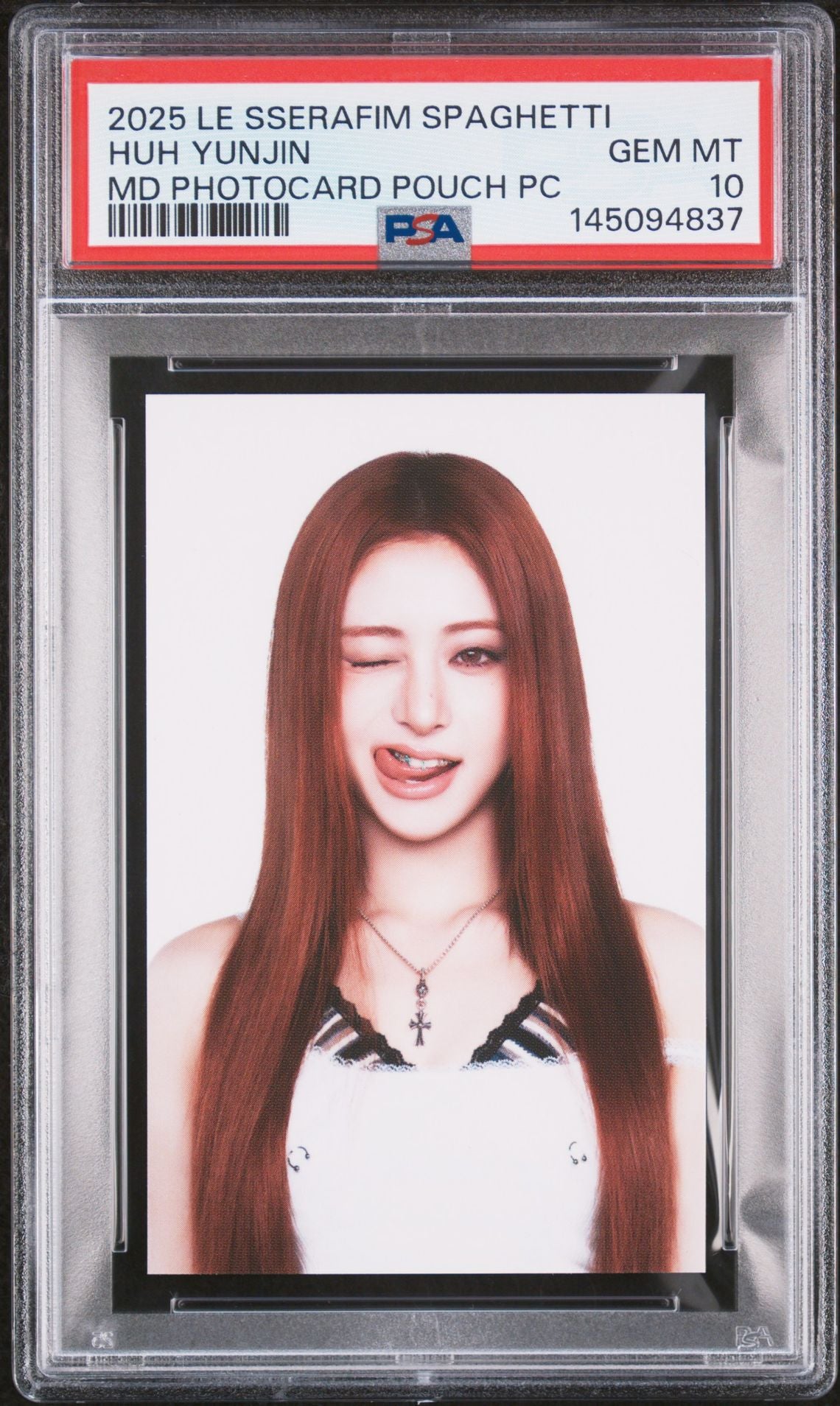 HUH YUNJIN 2025 LE SSERAFIM 1ST SINGLE ALBUM SPAGHETTI OFFICIAL MERCHANDISE POUCH PHOTOCARD GEM MINT PSA 10