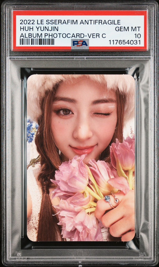 HUH YUNJIN  LE SSERAFIM 2ND MINI ALBUM ANTIFRAGILE PHOTOCARDS VER C GEM MINT PSA 10