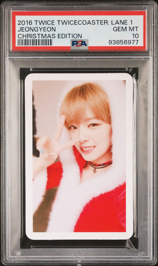 JEONGYEON CHRISTMAS EDITION PHOTOCARD2016 TWICE TWICECOASTER: LANE 1 PSA GEM MINT 10