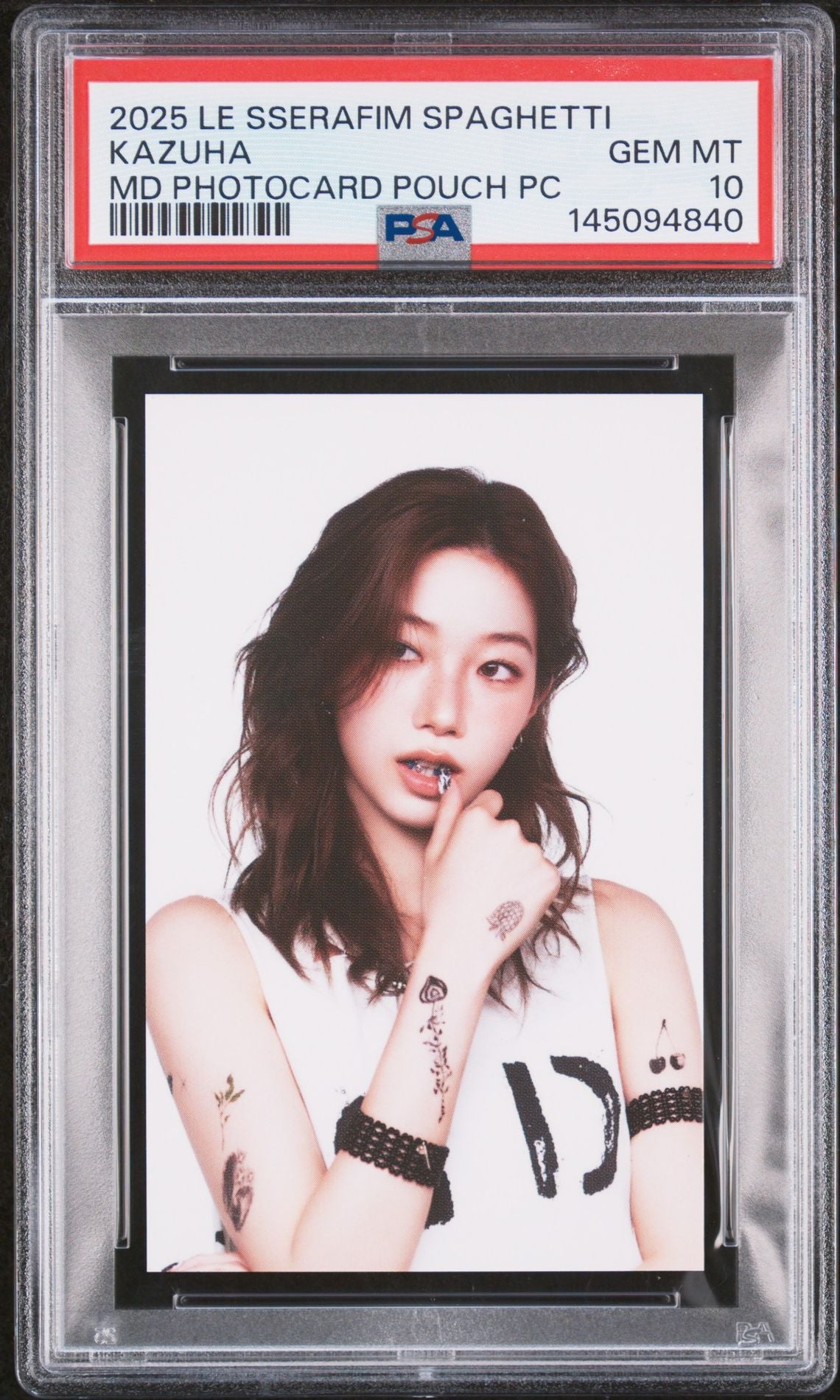 KAZUHA 2025 LE SSERAFIM 1ST SINGLE ALBUM SPAGHETTI OFFICIAL MERCHANDISE POUCH PHOTOCARD GEM MINT PSA 10