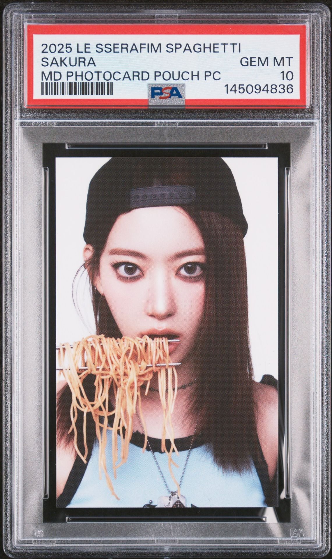 SAKURA 2025 LE SSERAFIM 1ST SINGLE ALBUM SPAGHETTI OFFICIAL MERCHANDISE POUCH PHOTOCARD GEM MINT PSA 10